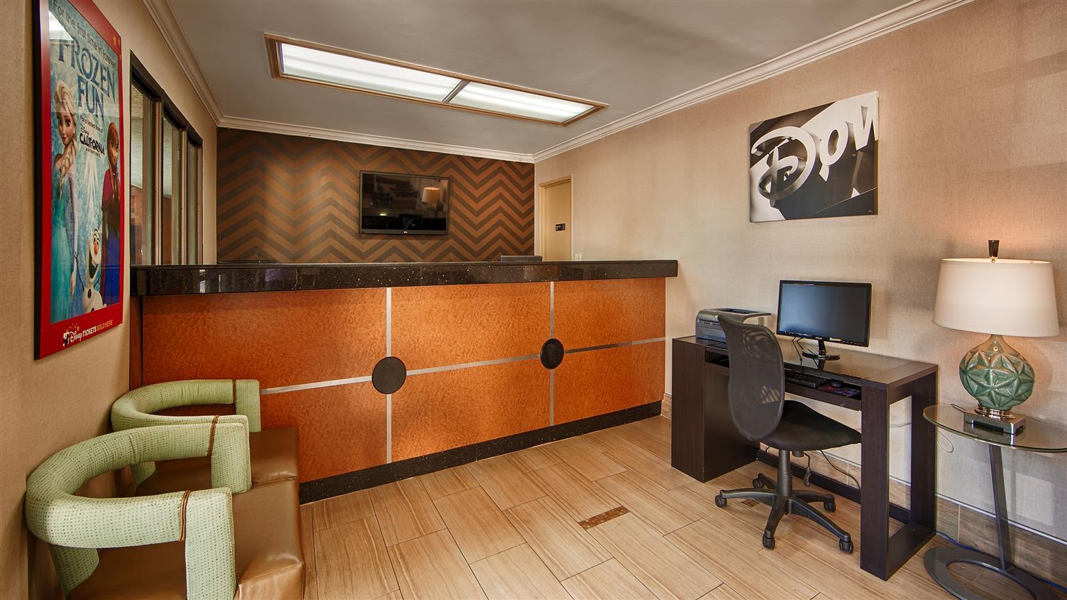 Best Western Courtesy Inn Hotel - Anaheim Resort At The Park Eksteriør billede